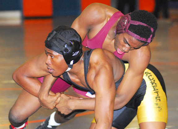 Nash Central Shines At Duals