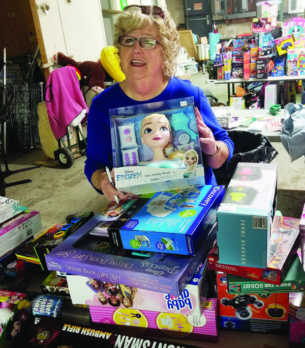 Peacemakers hosts annual Christmas Toy Store
