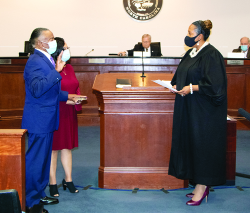 Arrington takes oath for commissioner seat