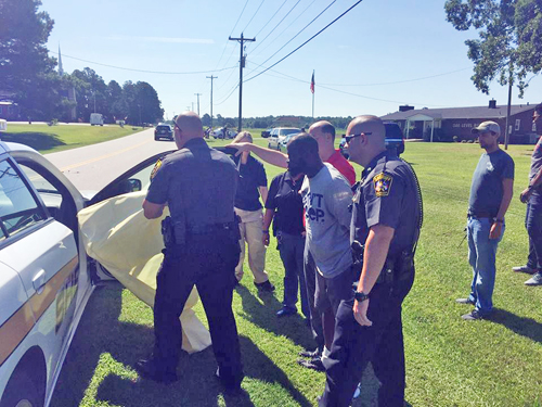 Chase ends in wreck in Oak Level area