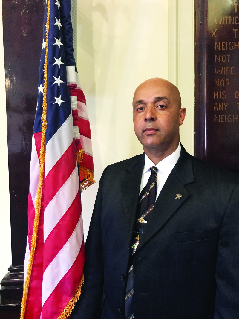 Brake wins Democrat bid for Sheriff's race