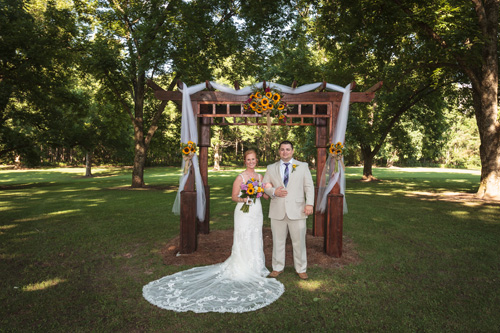 Dunn, White unite in marriage