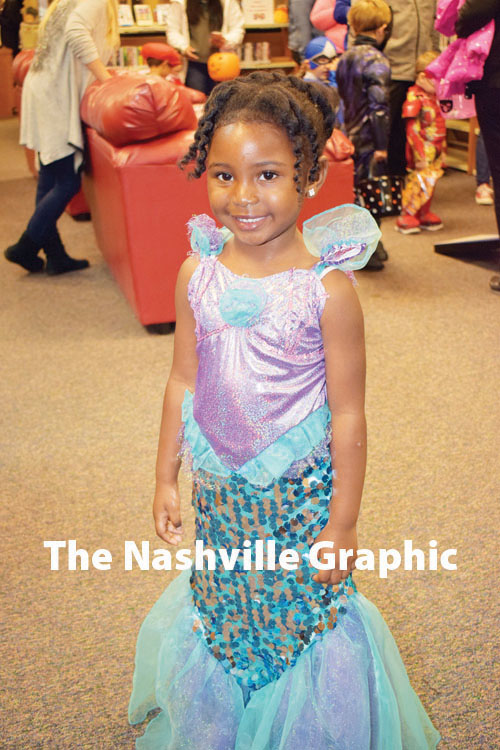 Halloween Fun at Cooley Library 2018, pics 6