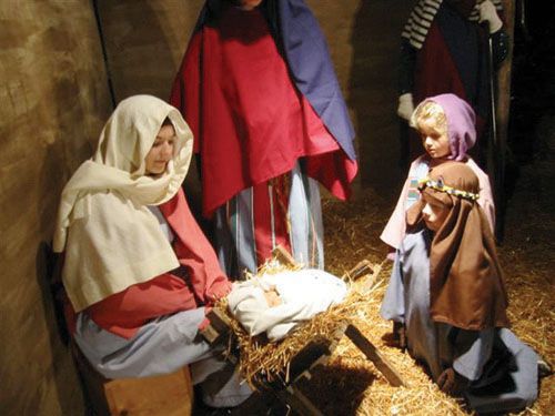 LIVE NATIVITY
