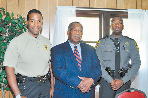 Locals learn dangers of gangs, drugs