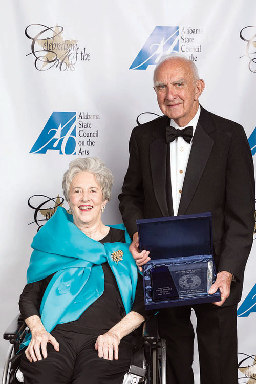 Nashville native receives lifetime achievement award