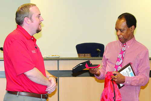 LIBRARY LEGEND RETIRES