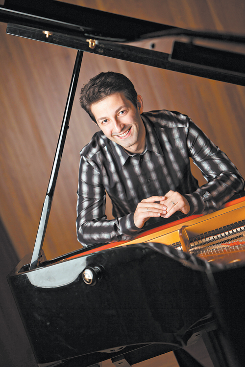 Raffi Besalyan to perform at Cherry Hill
