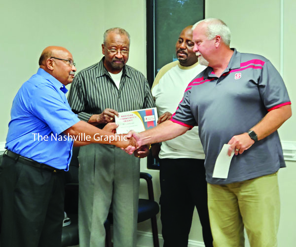 Red Oak awards $25K grant