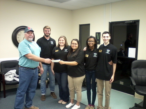 <i>Red Oak supports Knights Ambassadors</i>