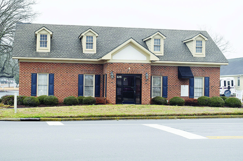 Bank closes in Red Oak