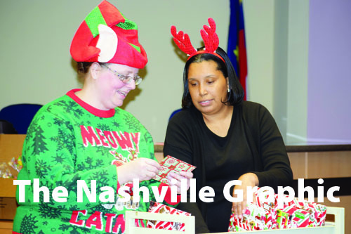 MAKING CHRISTMAS MEMORIES, 4