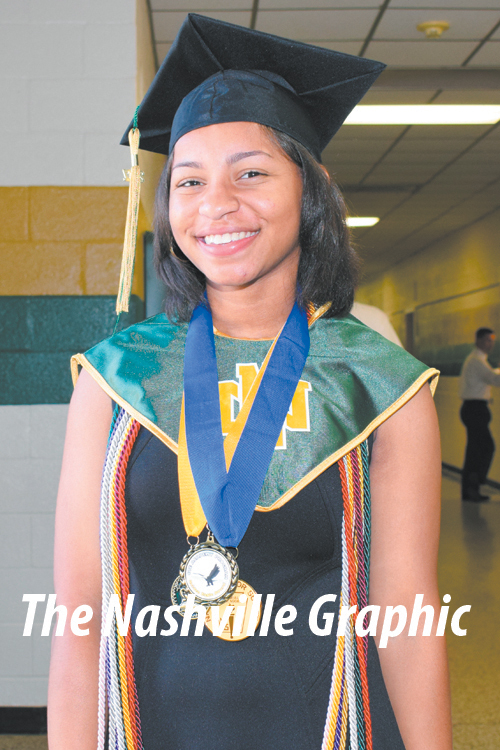 2017 GRADUATION SNAPSHOTS, 3