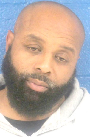 Deputies find stolen vehicles, guns during raid