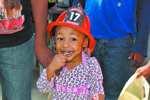 Momeyer Fire holds community event