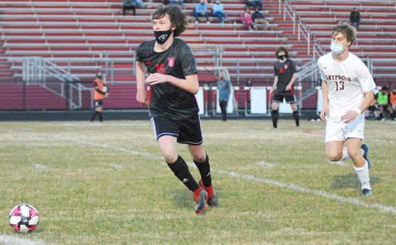 FHS edges Gryphons