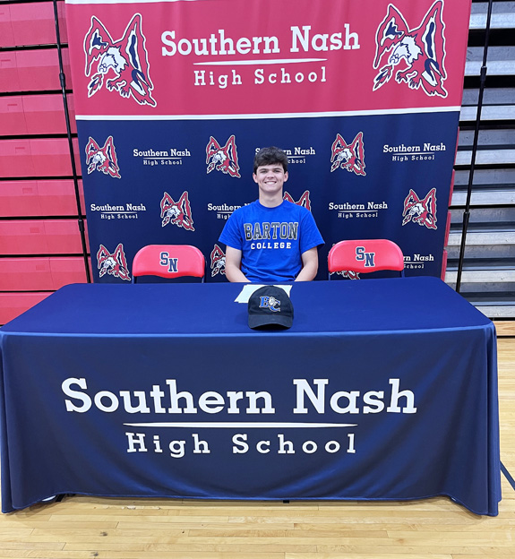 SOUTHERN NASH HIGH SCHOOL COLLEGE SIGNING PHOTOS, 1