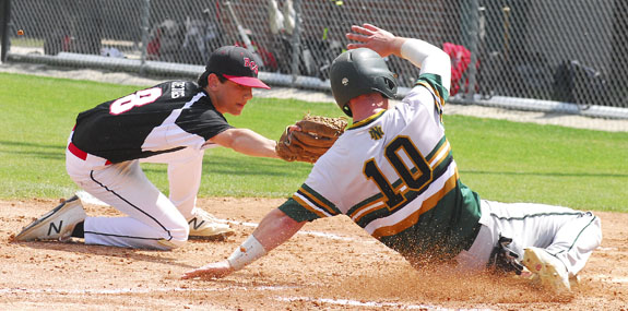 NNHS Edged In Extras