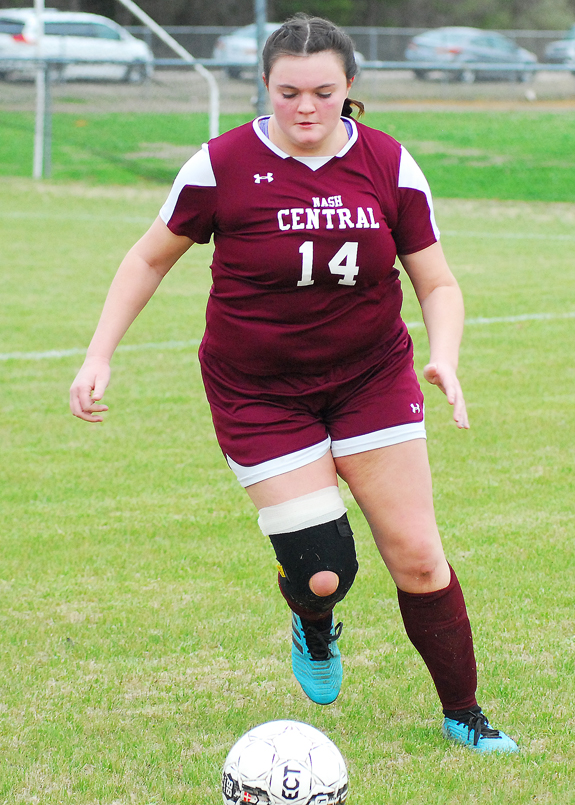 Central Standouts Are Saluted