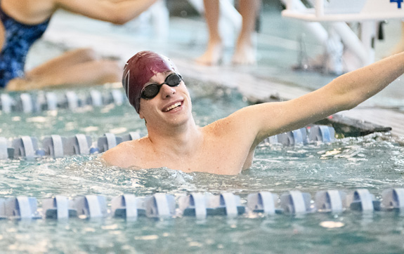 Big East Tabs Swimmers