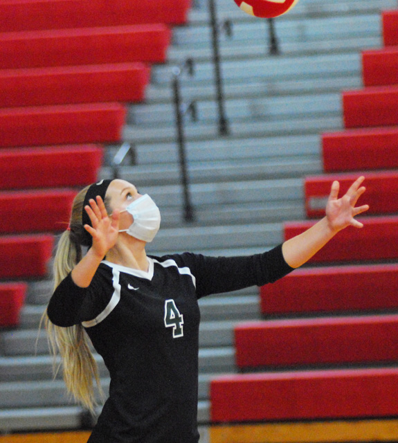 NNHS Falls To Fike
