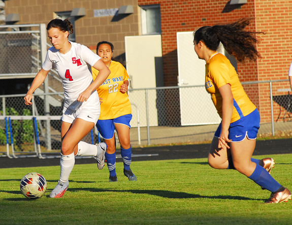 Southern Nash Strolls To Victory