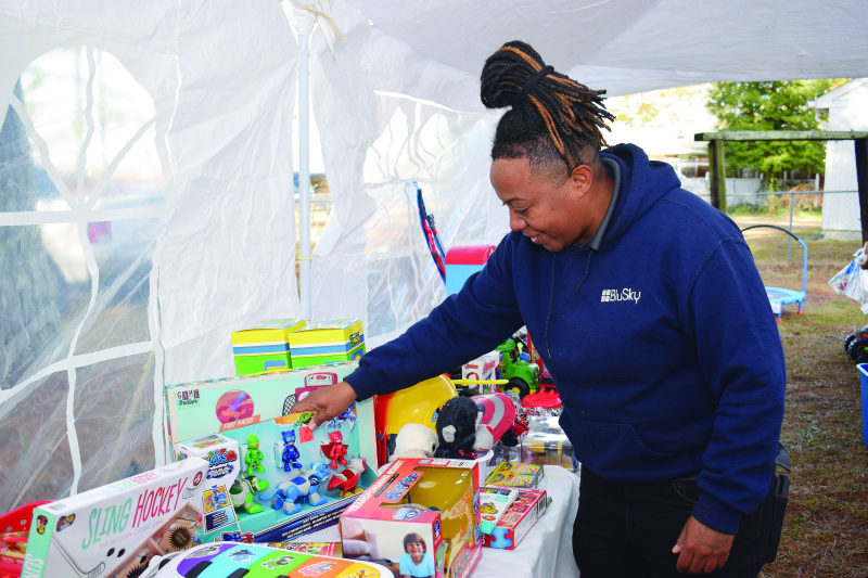 Annual giving event serves over 300 people