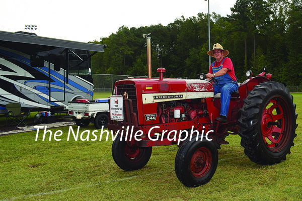 Classic Tractor and Car Show, 1