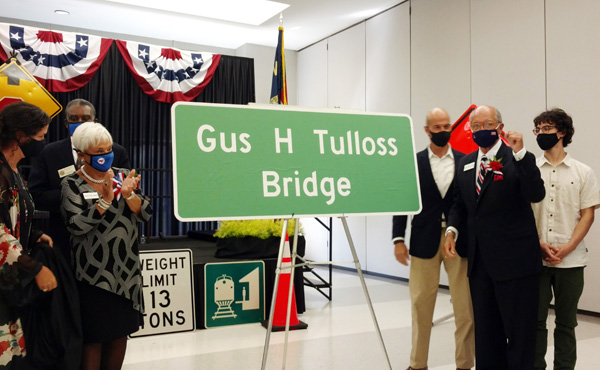 Bridge dedicated to former transportation official