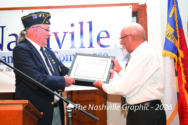 Community thanks Wallace for long-time leadership